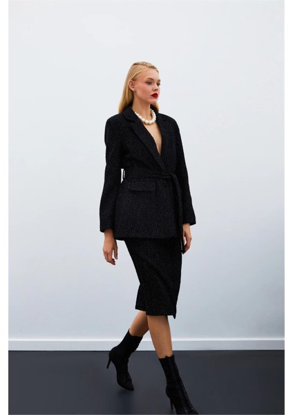 1533-6518 Siyah Kadın Kuşaklı Simli Tüvit Ceket modelleri