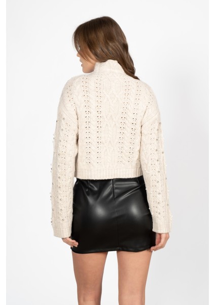 Rtd&vld Kadın Vita S23 Dik Yaka Desenli Taşlı Triko Kazak Bej fırsatları