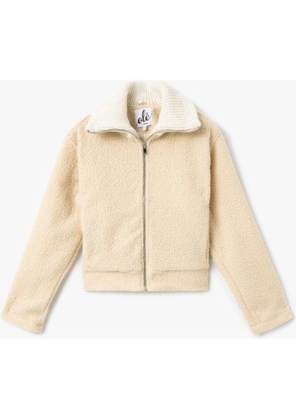 Fermuarlı Yaka Detaylı Peluş Ceket