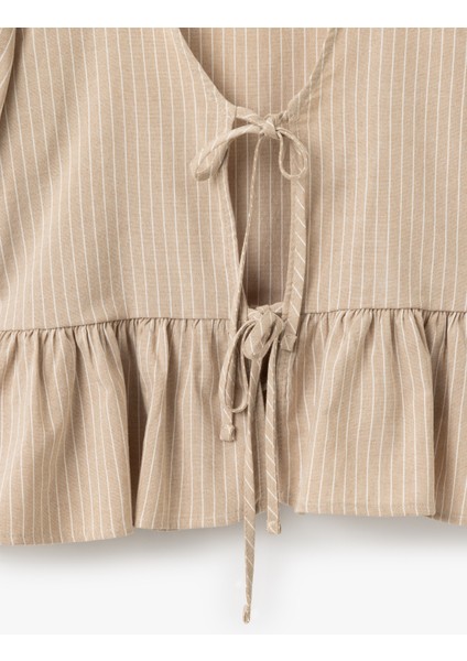 Bağcık Detaylı V Yaka Kısa Balon Kollu Çizgili Bluz fırsatları