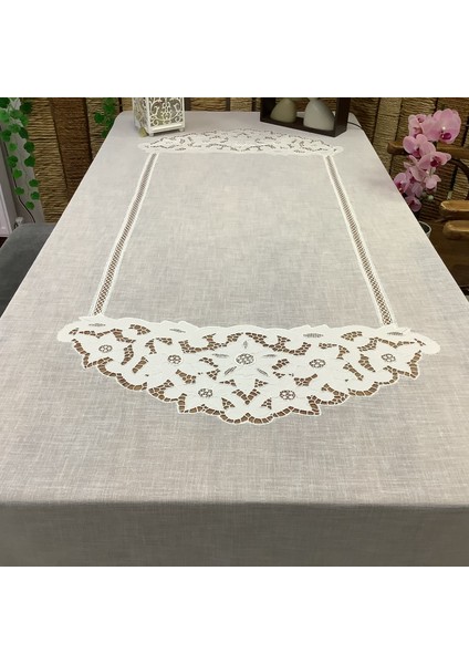 Beyaz Işli Masa Örtüsü - 160*260 cm
