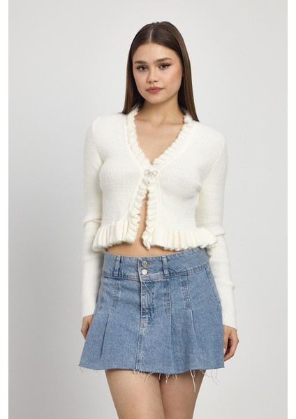 6801 Etek Fırfır Detay Kısa Hırka Kemik modelleri