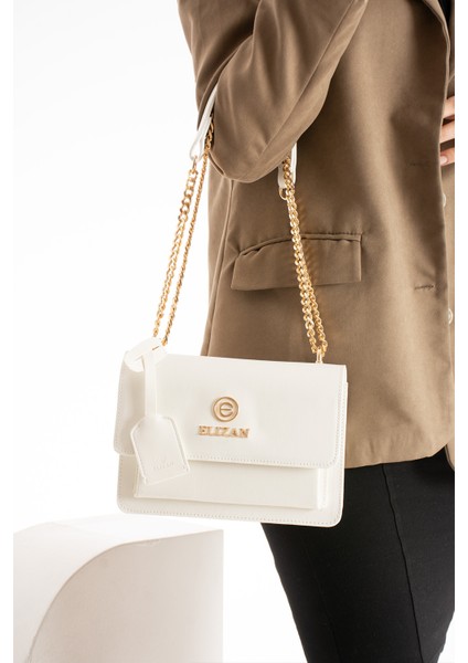 Kapaklı Bölmeli Zincir Askılı Beyaz Çapraz Kadın Çantası
