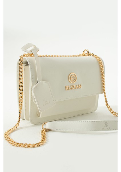 Kapaklı Bölmeli Zincir Askılı Beyaz Çapraz Kadın Çantası modelleri