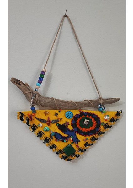 Duvar / Kapı / Balkon Süsü -Keçe / Iğne Oyası / Kanaviçe, Oya, Figür ve Boncuk Işlemesi / Nazarlık (24 x 18 cm )