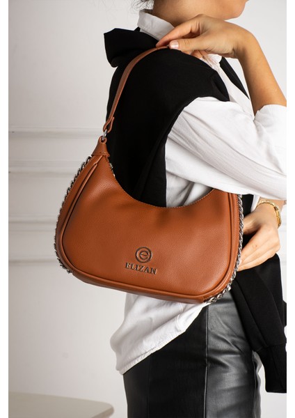 Zincir Detaylı Ay Dizayn Taba Omuz ve Çapraz Kadın Çantası