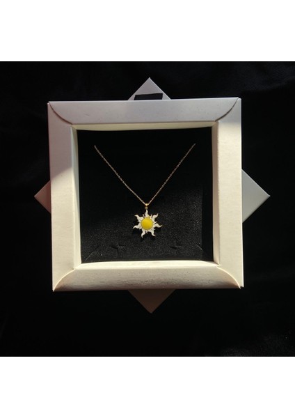 925 Gümüş | 14K Gold Kaplama Mineli Tasarım Güneş Kolye