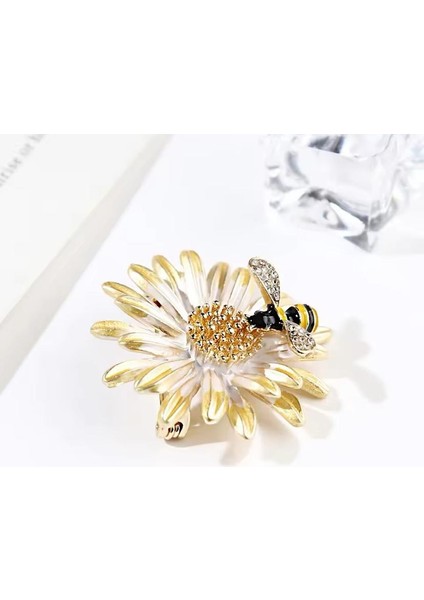 Renkli Mineli Zirkon Taşlı Çiçek Model Gold Renk Tasarım Arı Broş
