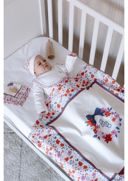 Çift Taraflı Bebek Battaniyesi - Minik Çiçekler/kırmızı fiyatları