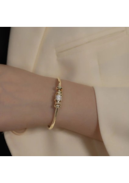 54-56MM Tarzı Altın Rengi Fransız Yüksek Anlamlı Silindirik Transfer Kız Arkadaşlar Manşet Bilezik Gotik Kız Moda Takı Parti Lüks Aksesuarlar Kadın Için (Yurt Dışından) fiyatları