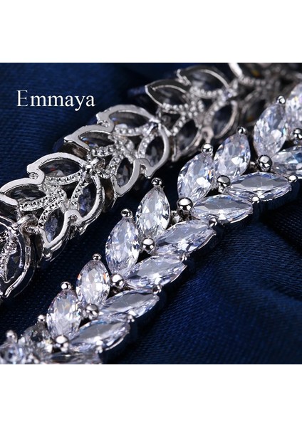 17.5cm Tarzı Beyaz Altın Emmaya Moda Klasik Aaa Kübik Zirkon Beyaz Altın Kadın Elegance Düğün Parti Doğum Günü Hediyesi Için Geometrik Bilezikler (Yurt Dışından) fırsatları
