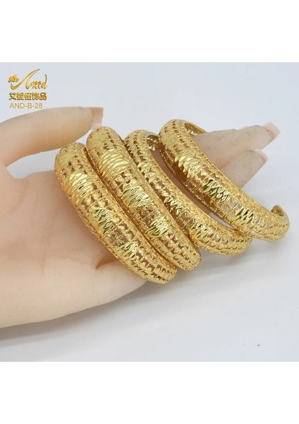 B28-4 Adet Anııd Hint Bileklik Kadınlar Için Toplu Manşet El Bilezik Lüks Metal Altın Kaplama Dubai Afrika Mücevherat Düğün Arapça Bilezik (Yurt Dışından)