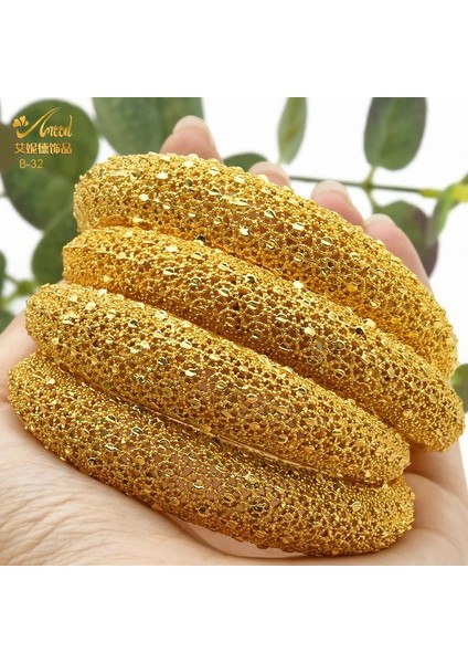 B28-4 Adet Anııd Hint Bileklik Kadınlar Için Toplu Manşet El Bilezik Lüks Metal Altın Kaplama Dubai Afrika Mücevherat Düğün Arapça Bilezik (Yurt Dışından) modelleri