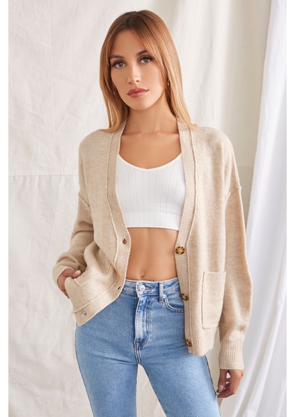 Önü Düğmeli Oversize Hırka