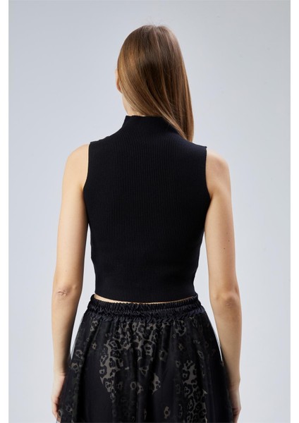 Dik Yaka Triko fırsatları