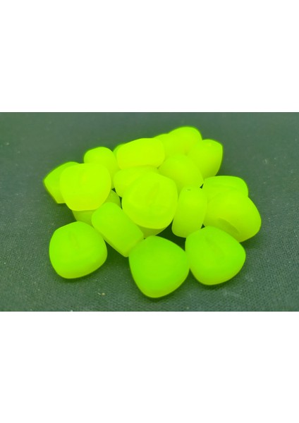 12 mm Fluo Yüzen Silikon Yeşil Mısır Yapay Yem ( 20 Adet) fiyatları
