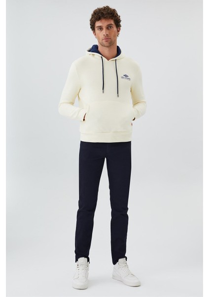 Kapüşon Yaka Kırık Beyaz Erkek Sweatshirt 231 Lcm 241013 Fabıan Kırık Beyaz