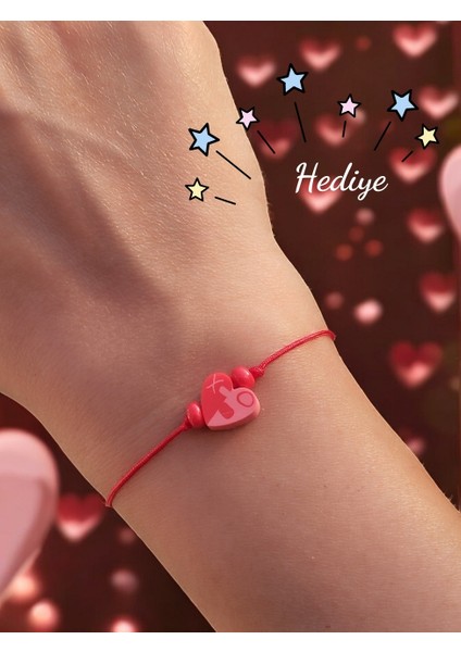 Sevgililer Günü Özel, Love Yazılı Harf ve Kalp Charm\'lı Makrome Kadın Bileklik