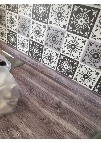 Merdiven Sticker Kendinden Yapışkanlı Folyo Kaplama 5 Adet (18 cm x 120 cm ) Gri-Beyaz indirimleri