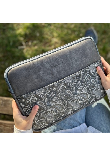 Tablet Kılıf Cement iPad, Galaxy, Lenovo, Huaweı 11-11,5 Inç 31,5X23X2 cm Vegan Deri Şal Gri
