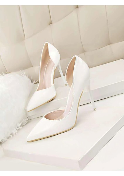Kadın Beyaz Cilt 8cm Ince Şeffaf Kapak Topuklu Stiletto Ayakkabı
