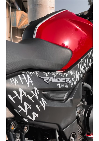 Motor-Araba-Kask Için Beyaz Renk Hahaha Sticker Etiket(32 Adet Ha)