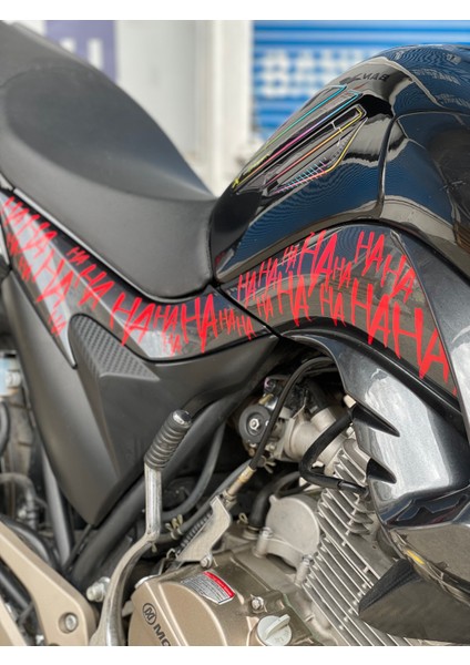 Motor-Araba-Kask Için Kırmızı Renk Hahaha Sticker Etiket(32 Adet Ha)