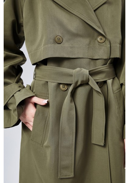 Haki Oversize Kruvaze Kapama Rüzgarlık Detaylı Trençkot 44956 modelleri