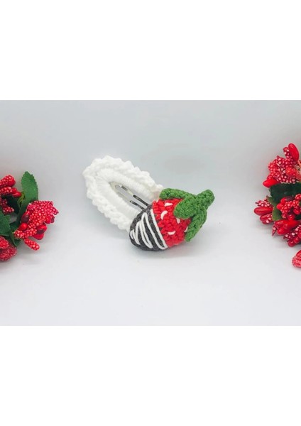 Çikolata Soslu Çilekli Örgü Çıtçıtlı Toka ( El Yapımı ) indirimleri