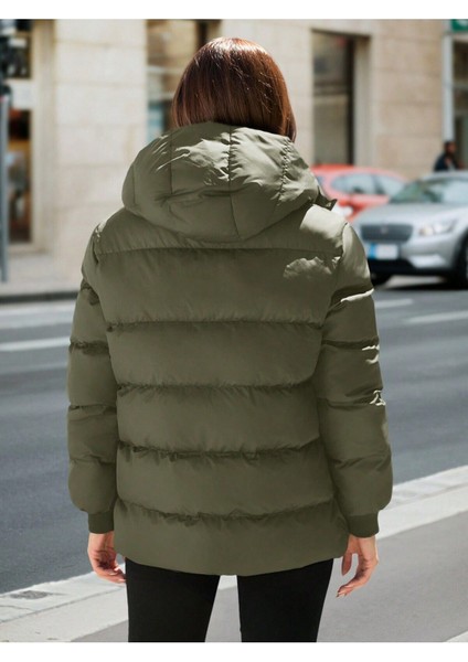 Kadın Siyah Su ve Rüzgar Geçirmez Oversize Kapüşonlu Kışlık Şişme Mont & Kaban & Parka - 137 modelleri