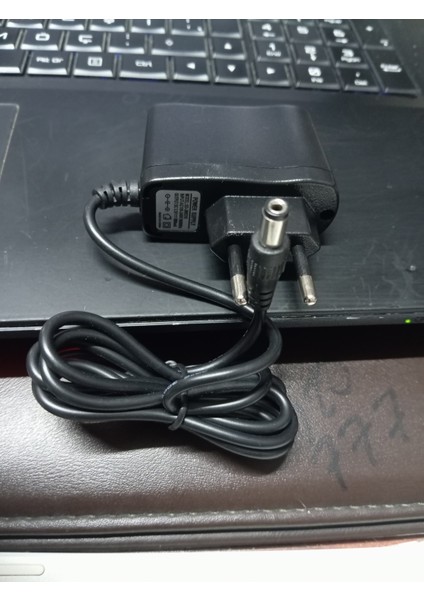 3.3V 1A Adaptor Priz Tipi 3.3 Volt 1 Amper Adaptör Priz Tipi 3.3V 1A Adaptör Priz Tipi Kablolu 3.3V 1A Adaptor 5.5xx2.1mm Jaklı 3.3 Volt Adaptör Dc 3.3V 1AMPER Adaptör 5.5x2.1mm Jak Fişli 3.3V Adaptör