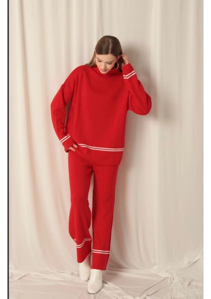 Kadın Çizgili Balıkçı Yaka Pantolonlu Triko Takım Kırmızı Oversize