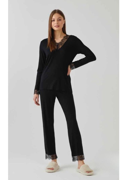 Kadın Uzun Kol Dantelli %100 Pamuk Pijama Takımı