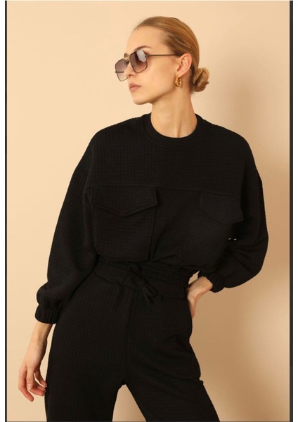 Kadın Kapitone Kumaş Oversize Cepli Beli Lastikli Sweatshirt