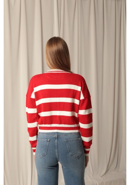 Kadın Çizgili Triko Yarı Crop Kazak modelleri