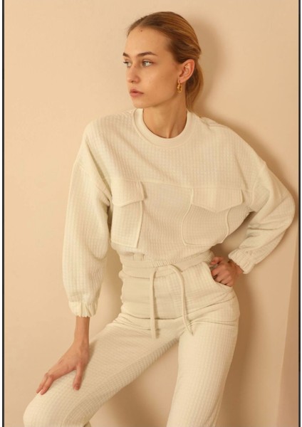 Kadın Kapitone Kumaş Oversize Cepli Beli Lastikli Sweatshirt