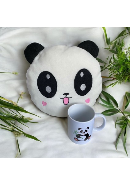 Panda Şeklinde Yastık ve 9 x 8 cm Panda Desenli Kupa Seti
