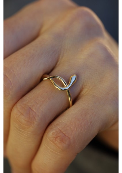 14 Ayar Altın Taşsız Modern Tasarım Yılan Yüzük fiyatları