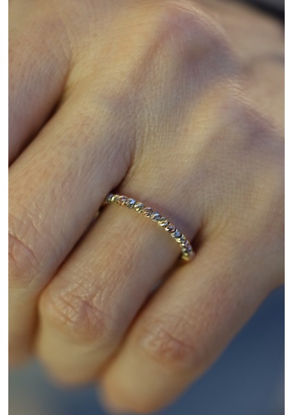 14 Ayar Altın Üç Renkli Tek Sıra Dorika Yüzük fiyatları