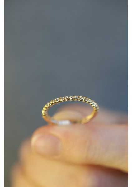 14 Ayar Altın Tek Sıra Dorika Yüzük fırsatları