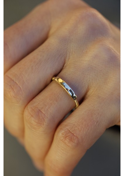 14 Ayar Altın Taşsız Tasarım Yüzük modelleri