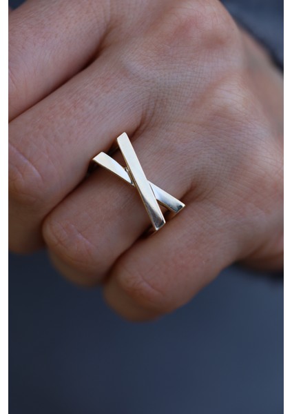 14 Ayar Altın Çapraz Şeritler Köşeli Yüzük fiyatları