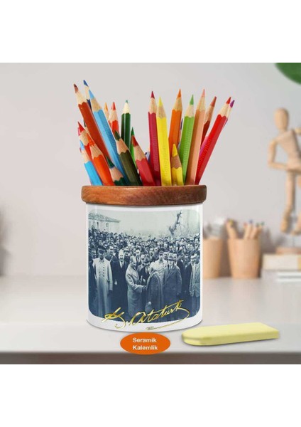Halkıyla Selamlaşan Kemal Atatürk Ahşap Seramik KALEMLIK-732 fiyatları