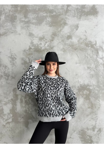 Asur Butik Kadın Leopar Desenli Yumoş Kazak fiyatları