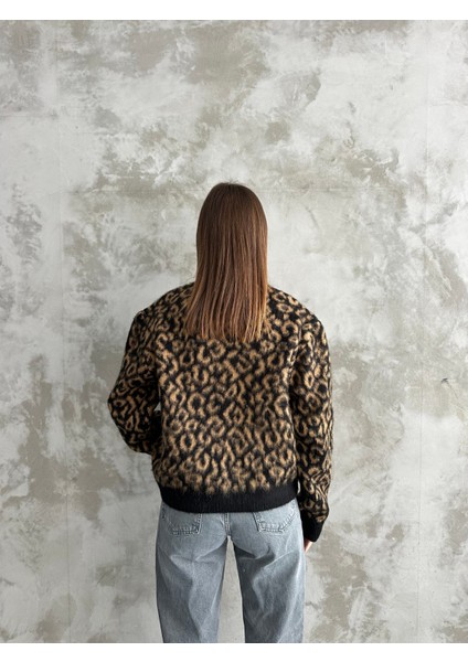 Asur Butik Kadın Leopar Desenli Yumoş Kazak fırsatları