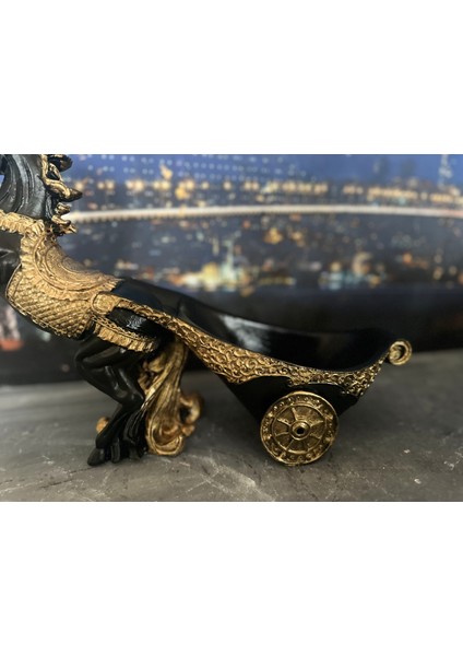 Şahlanan At Şaraplık Siyah Gold Polyester , Dekoromi At Figürlü Şişe Tutucu Şaraplık