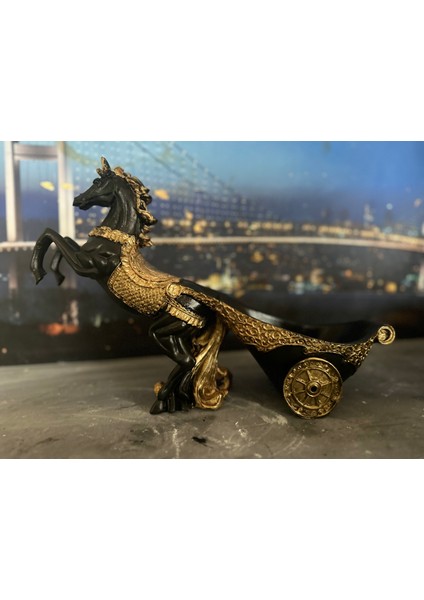 Şahlanan At Şaraplık Siyah Gold Polyester , Dekoromi At Figürlü Şişe Tutucu Şaraplık