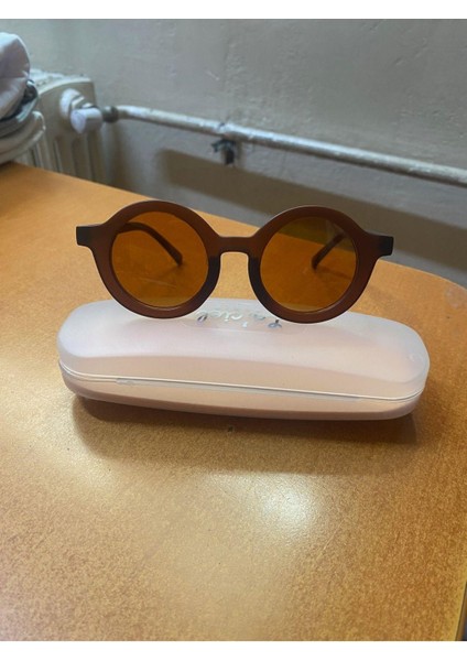 Kopya - Unisex Iskandinav Model Çocuk Güneş Gözlüğü UV400 Korumalı Kahverengi fırsatları