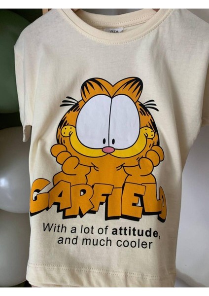 Garfield Şortlu Takım Sari