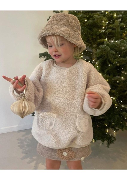 Kız Çocuk Peluş Düğme Detaylı Cepli Sweatshirt Ekru fiyatları